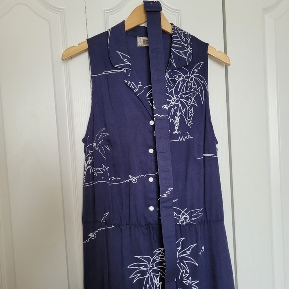 ANTELS Vintage Shirt Dress in Tropical Print - Picture 4 of 8
